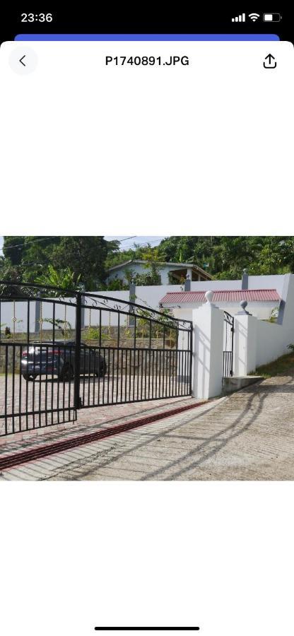Ogumka, Self Catering , Beoliere, Mahe Hotel Victoria Exterior foto
