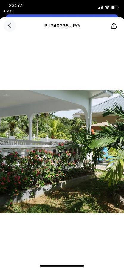 Ogumka, Self Catering , Beoliere, Mahe Hotel Victoria Exterior foto