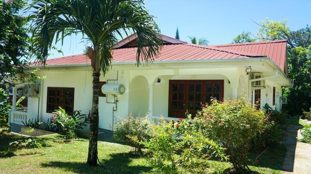 Ogumka, Self Catering , Beoliere, Mahe Hotel Victoria Exterior foto